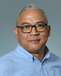 Dr M McKnight